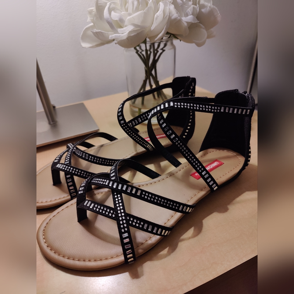 New UnionBay Gladiator Black Bling Sandals Size 8